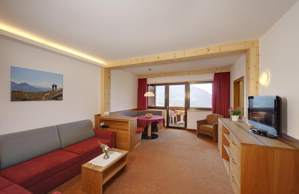 Hotel Appartement Inge Tirolo Room photo