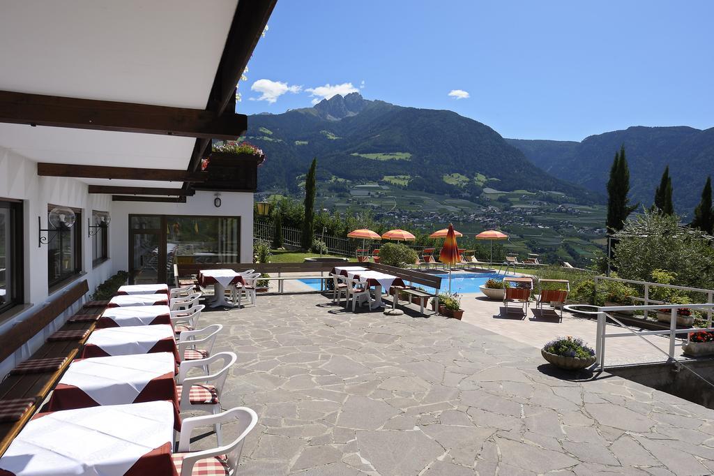 Hotel Appartement Inge Tirolo Exterior photo